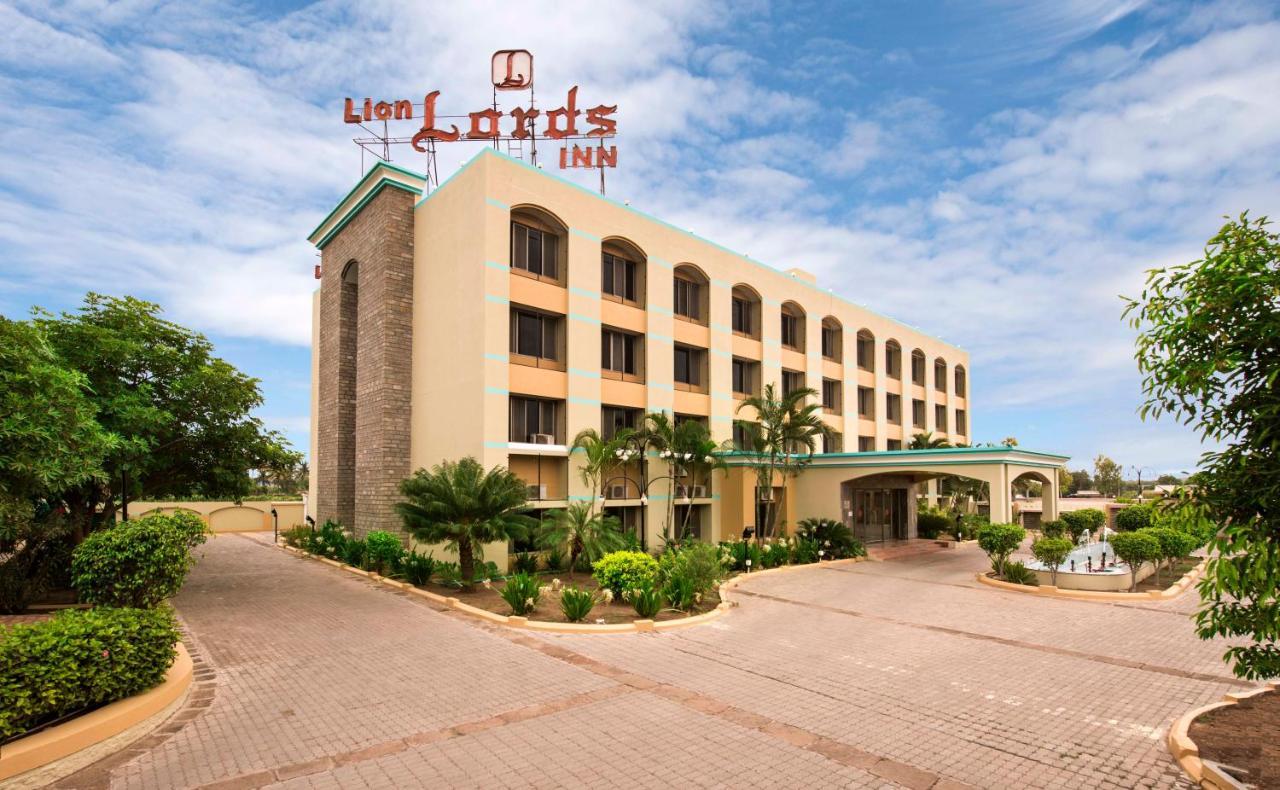 Lion Lords Inn Rājula Εξωτερικό φωτογραφία