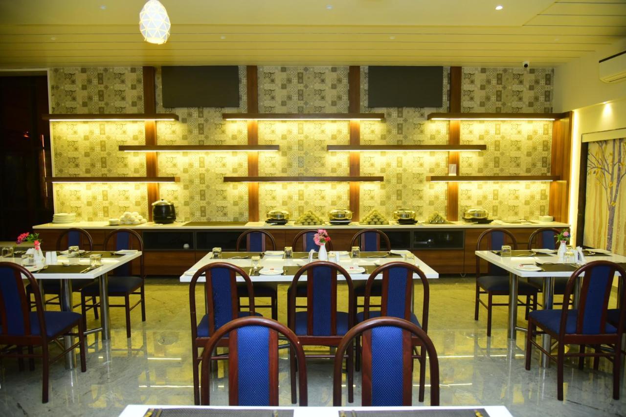 Lion Lords Inn Rājula Εξωτερικό φωτογραφία